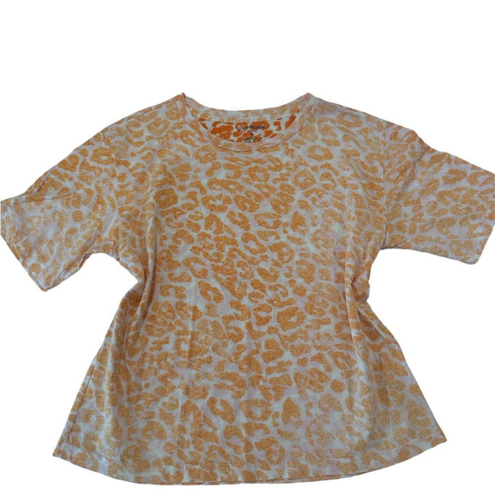Women's Peach Leopard Print Short Sleeve Top - Picture 3 of 8